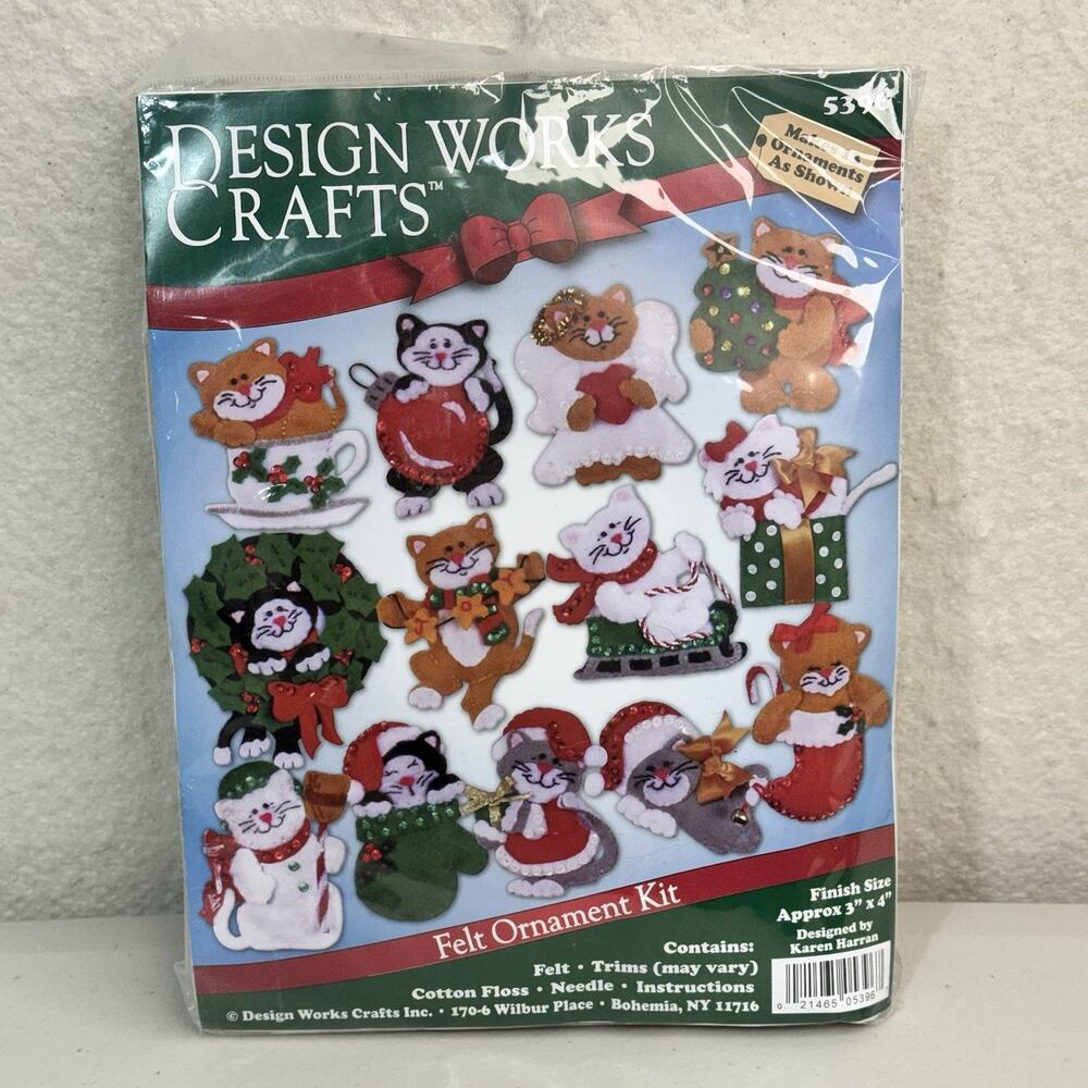 Design Works Crafts Felt Ornaments Kit 14 Christmas Kitty Cat Designs Model 5396
